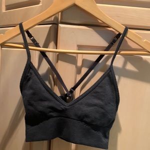 Lululemon sports bra, no pads